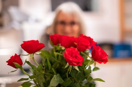 Die Lady mit den Rosen