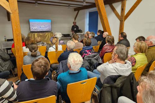 Bernhard beim Vortrag