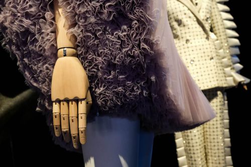 Viele Stoffschichten