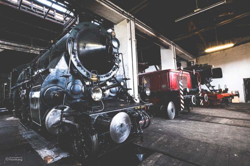 Tolle Loks in der großen Halle