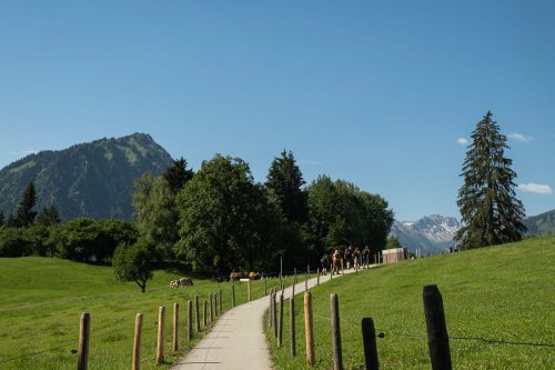 Über leichte Hügel