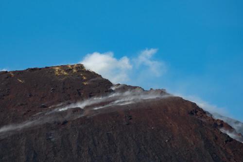 Der Vulkan raucht ein bisschen