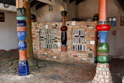 Hundertwasser-Toilette