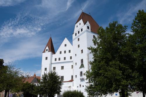 Das Neue Schloss