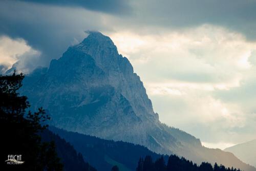Zugspitze in Wolken
