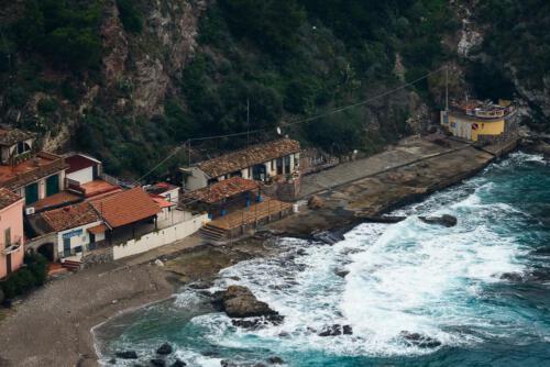 Häuser an der Küste