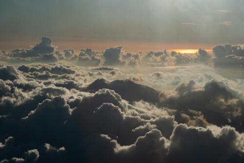 Ätna durch die Wolkendecke